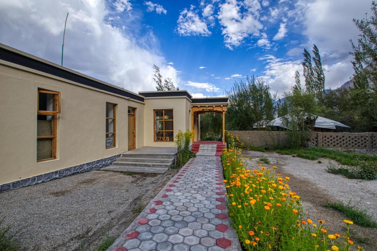 Chalet Seabuckthorn - Hunder Hundar ภายนอก รูปภาพ